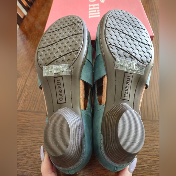 Cobb Hill Pale Blue Webbed Bootie 9 Wide - Picture 5 of 8